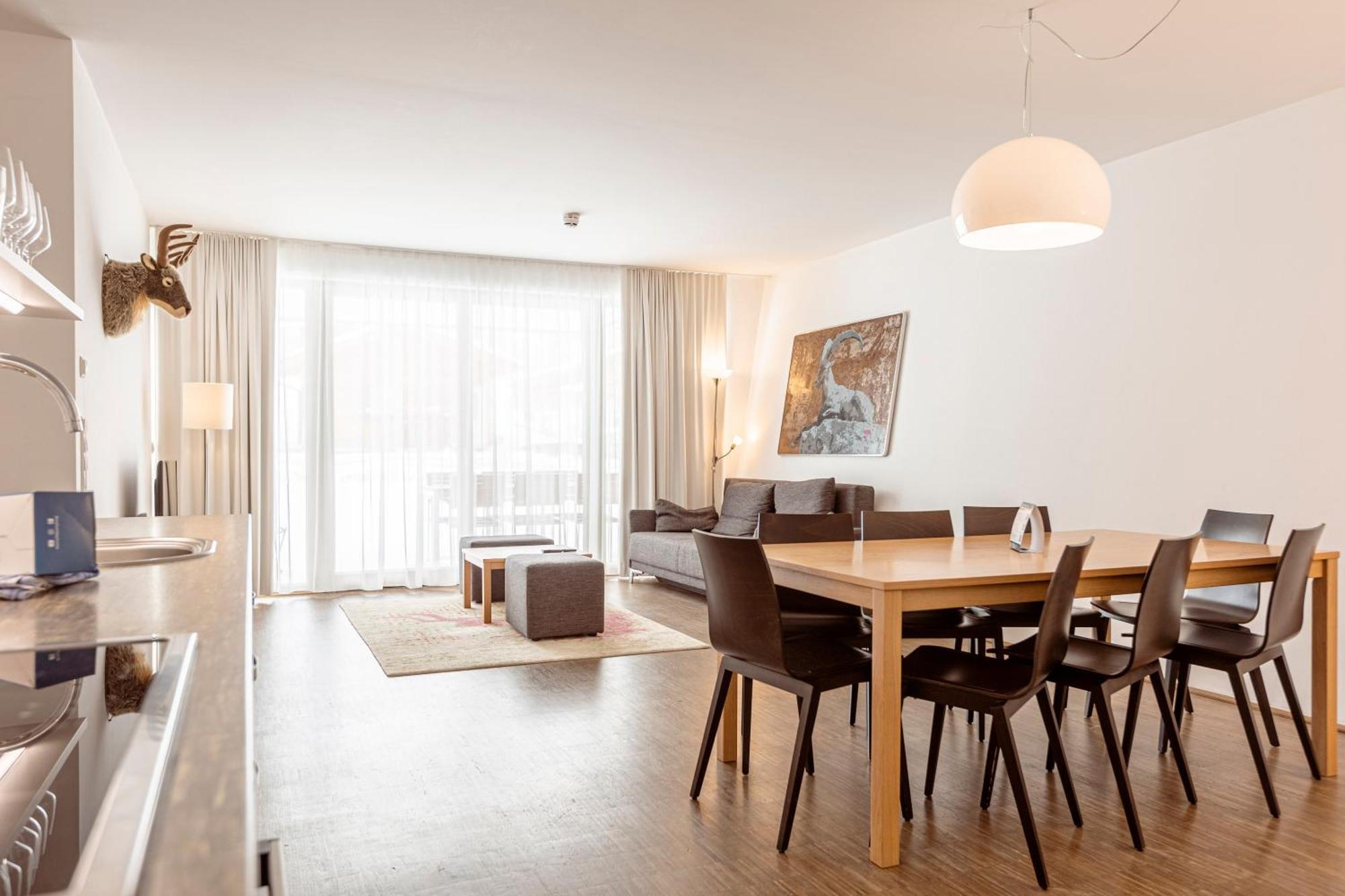 Aparthotel Alpenrock By Alps 2*